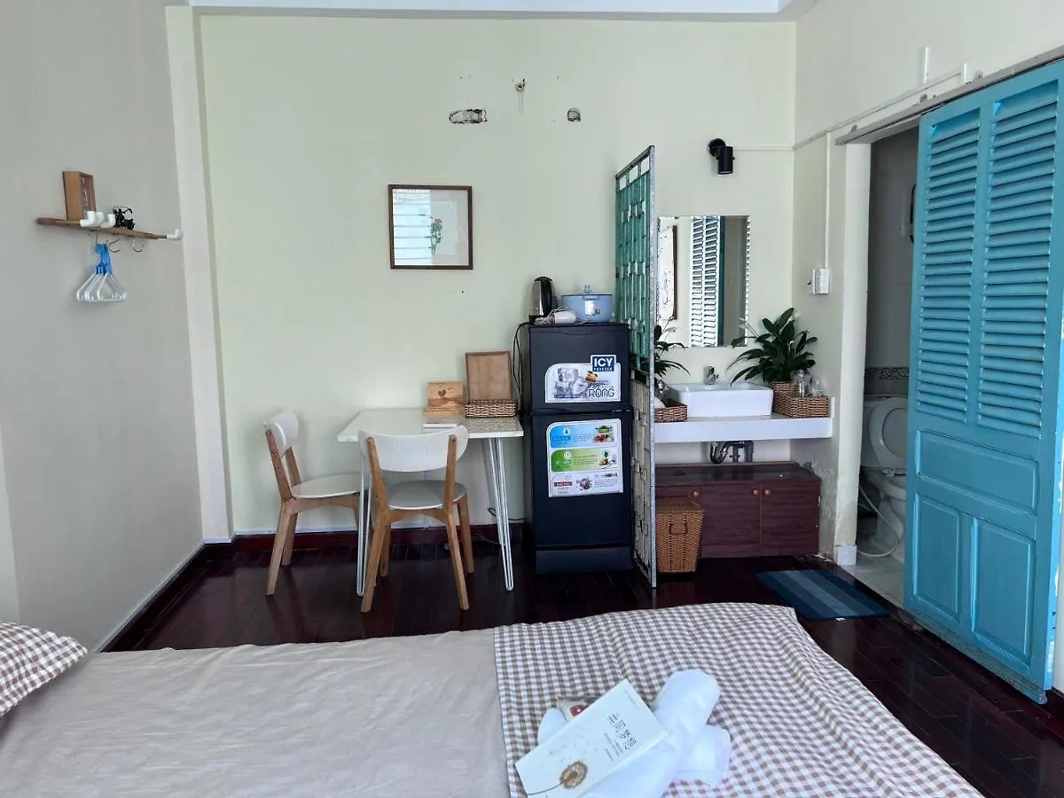 לינה וארוחת בוקר הו צ'י מין סיטי Phuc Loc 1